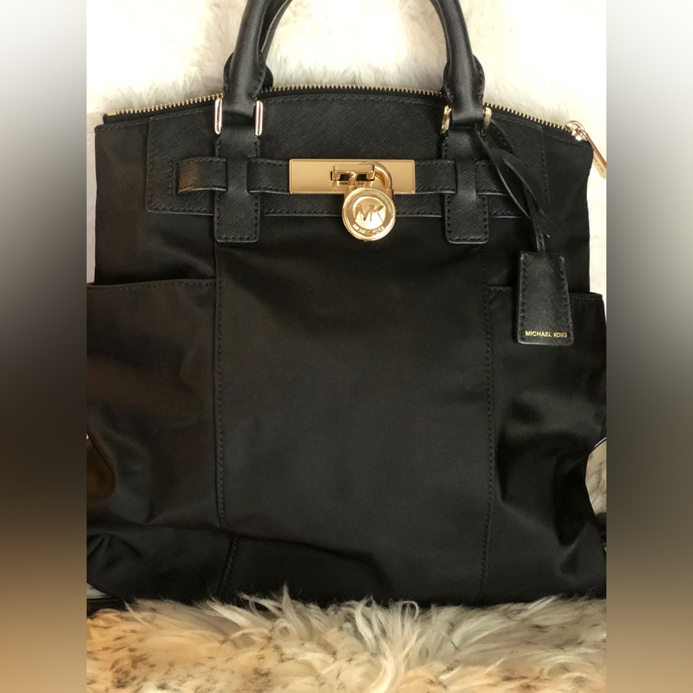 MICHAEL KORS Hamilton Nylon Convertible Backpack Tote Black